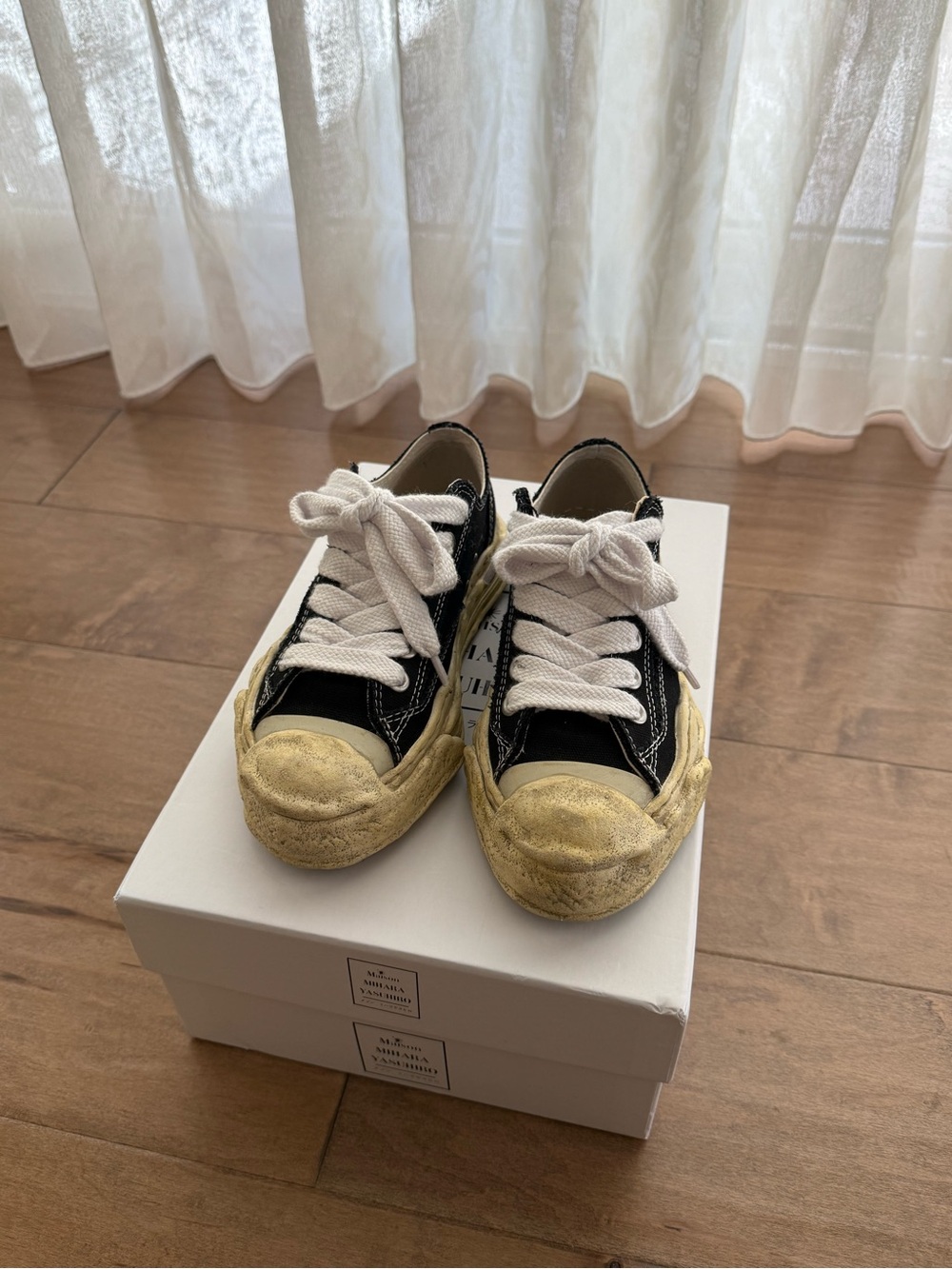 Miharayasuhiro Black and Yellow Distressed Low-Top Sneakers